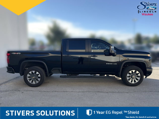Used 2024 Chevrolet Silverado 2500 Custom w/ Custom Value Package AWD/4WD image 5
