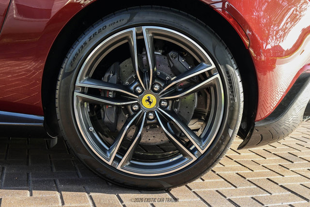 Used 2025 Ferrari Roma Spider RWD image 64