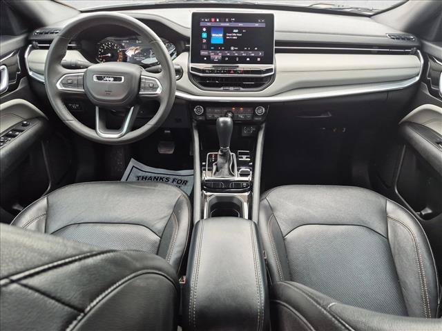Used 2023 Jeep Compass Limited AWD/4WD image 17