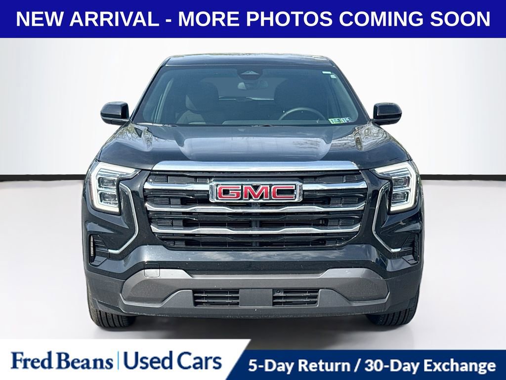 Used 2026 GMC Terrain Elevation image 2