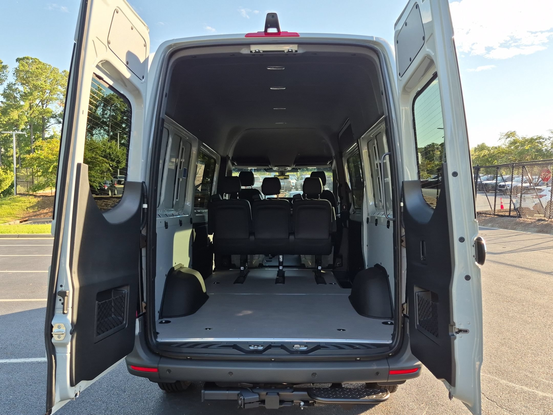 New 2026 Mercedes-Benz Sprinter 2500 image 31
