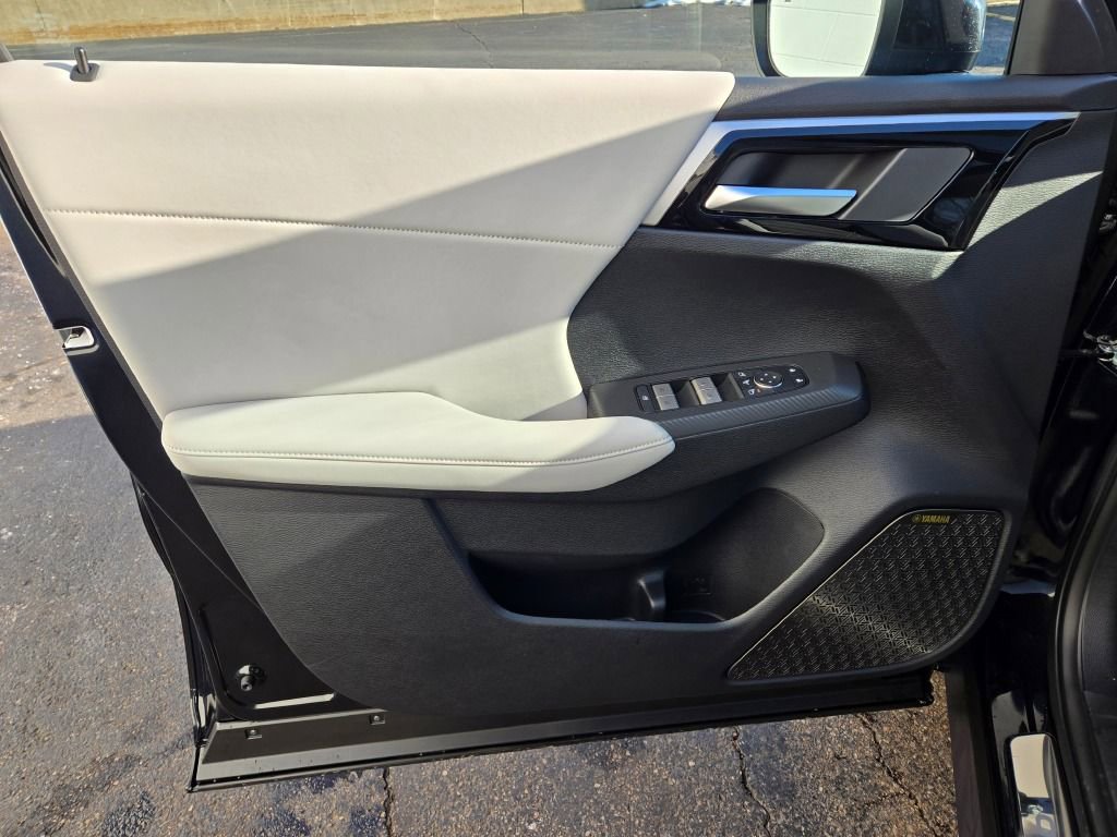 New 2026 Mitsubishi Outlander SE image 19