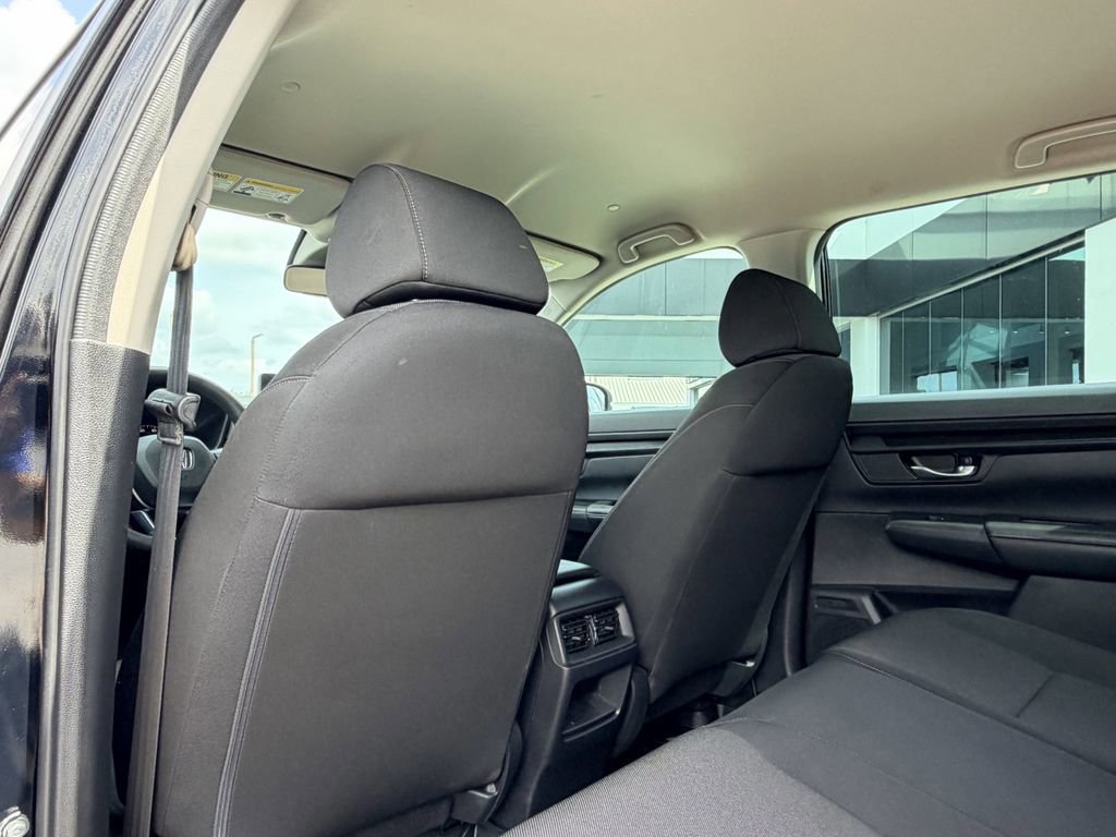 Used 2023 Honda CR-V LX image 17