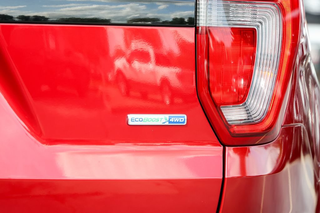 Used 2017 Ford Explorer Sport w/ Equipment Group 401A AWD/4WD image 17