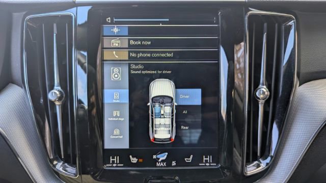 Used 2018 Volvo XC60 T6 R-Design w/ Convenience Package image 34