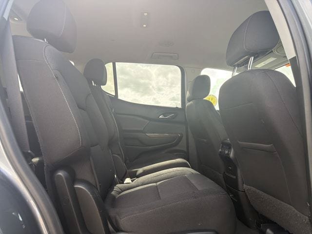 Used 2021 GMC Acadia SLE FWD image 14