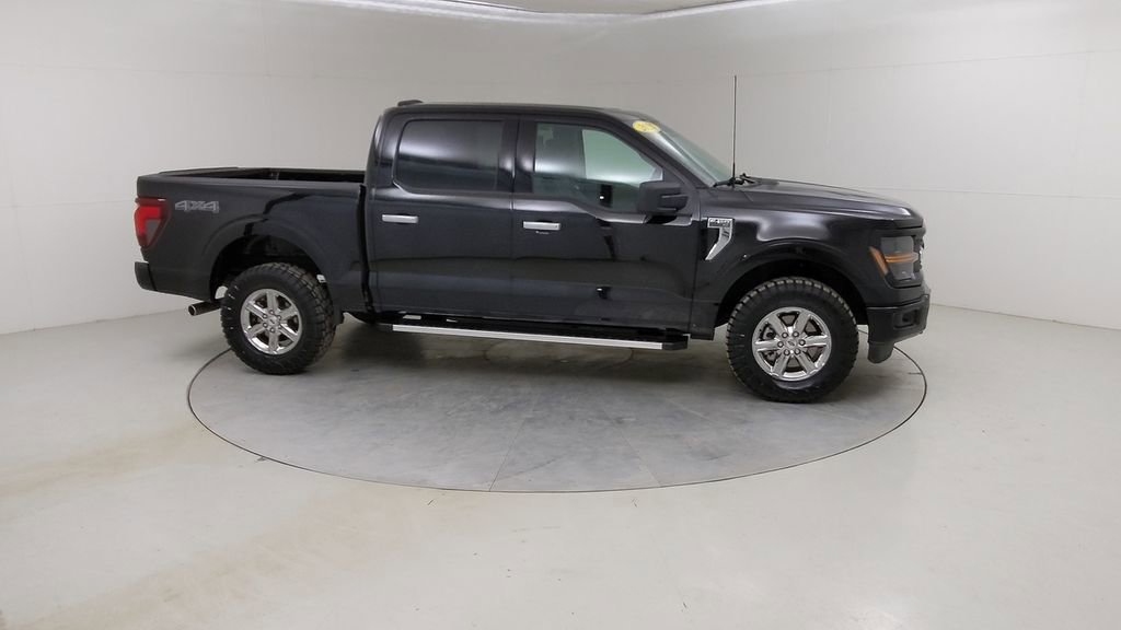 Certified 2025 Ford F150 XLT w/ Equipment Group 301A Standard image 11