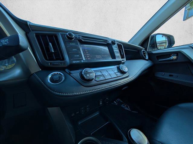 Used 2015 Toyota RAV4 Limited image 15