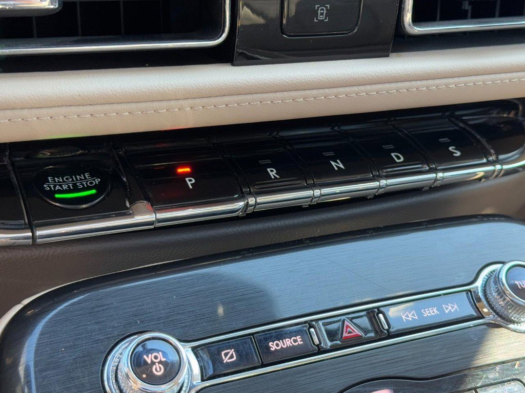 Used 2021 Lincoln Nautilus Reserve w/ Cargo Utility Package image 20