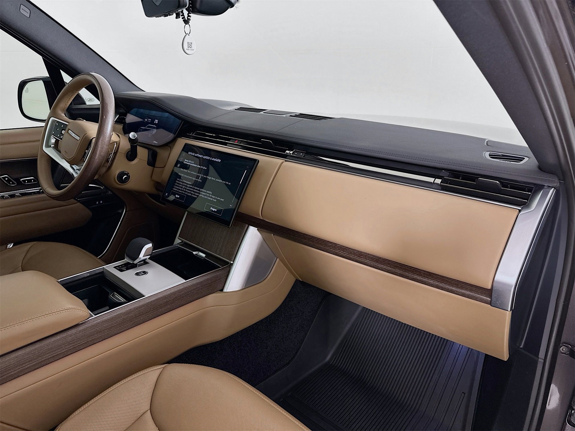 Used 2025 Land Rover Range Rover SE image 31