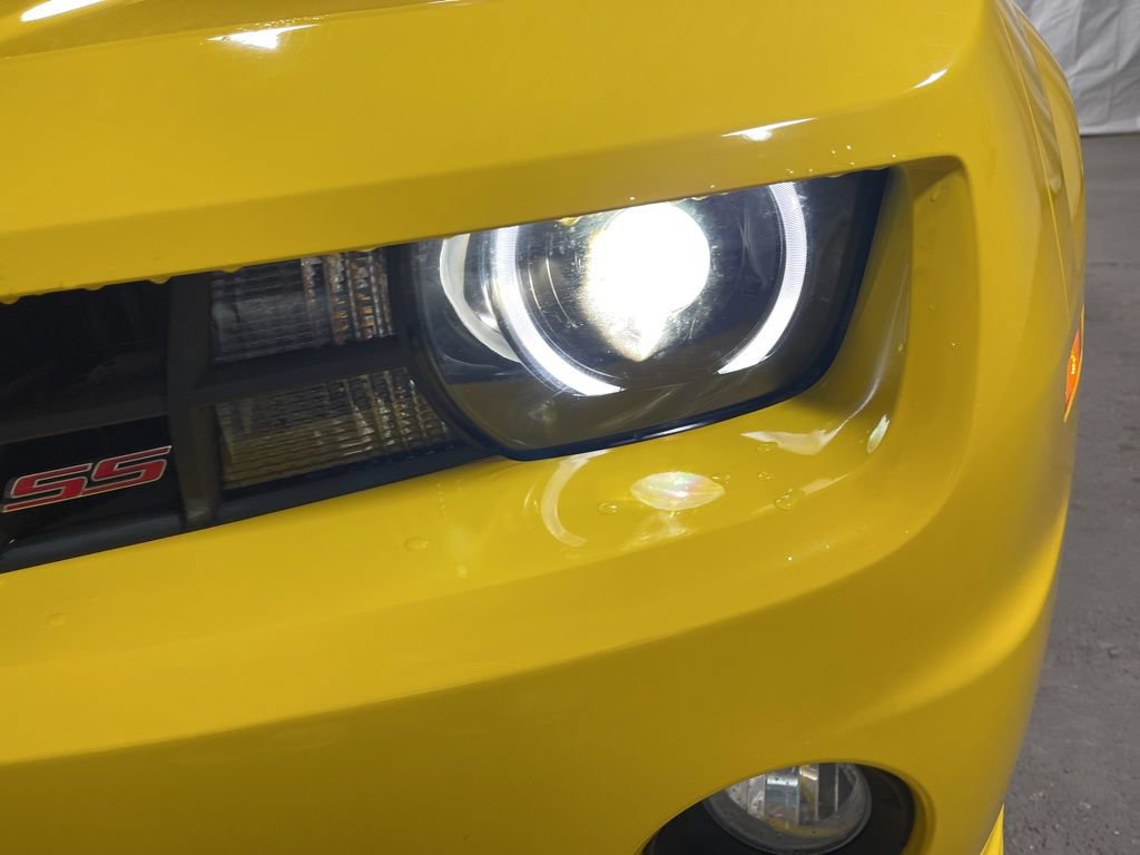 Used 2010 Chevrolet Camaro SS w/ LPO, Ground Effects Package RWD image 33