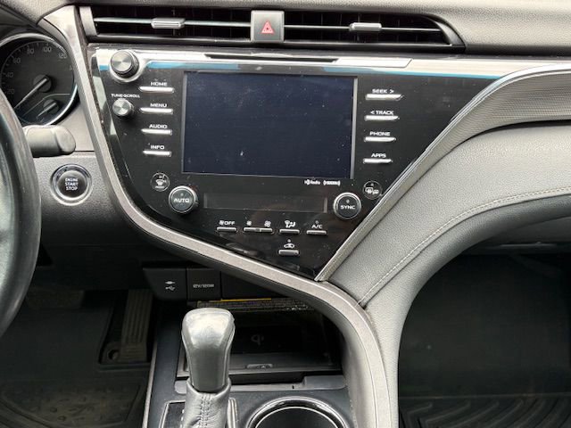 Used 2018 Toyota Camry SE w/ Audio Package FWD image 26