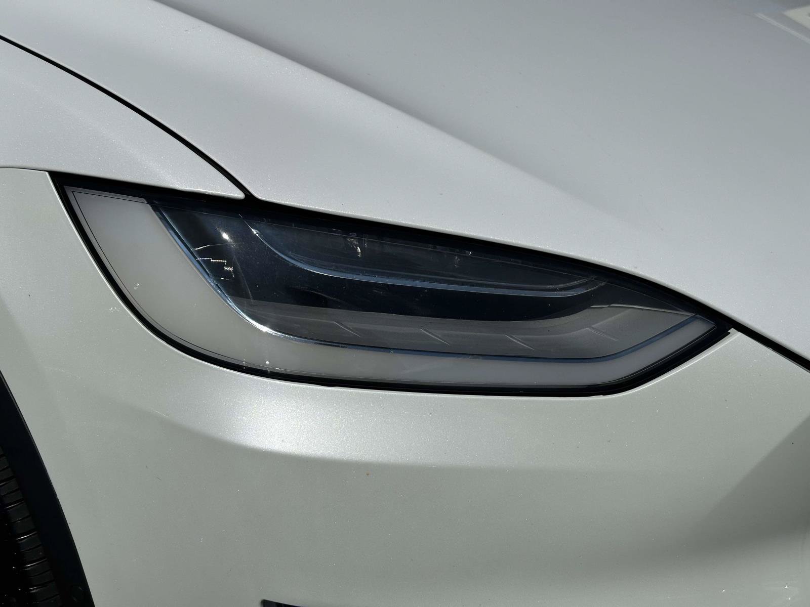 Used 2020 Tesla Model X Long Range AWD/4WD image 9