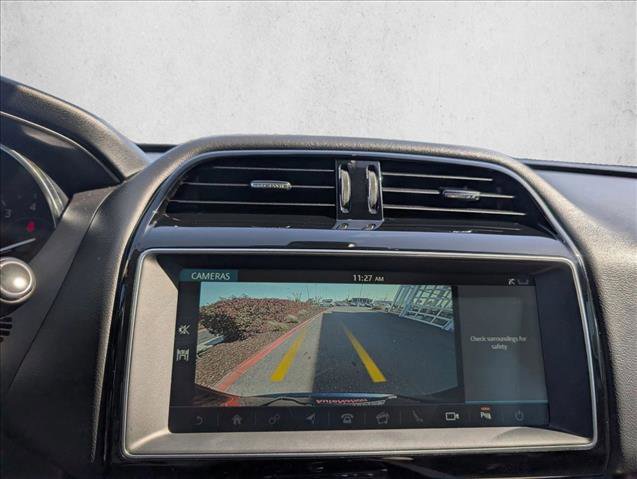 Used 2019 Jaguar F-PACE Premium image 17