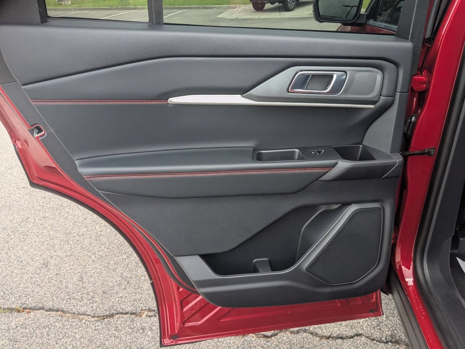 New 2026 Ford Explorer ST-Line w/ ST-Line Street Pack AWD/4WD image 29