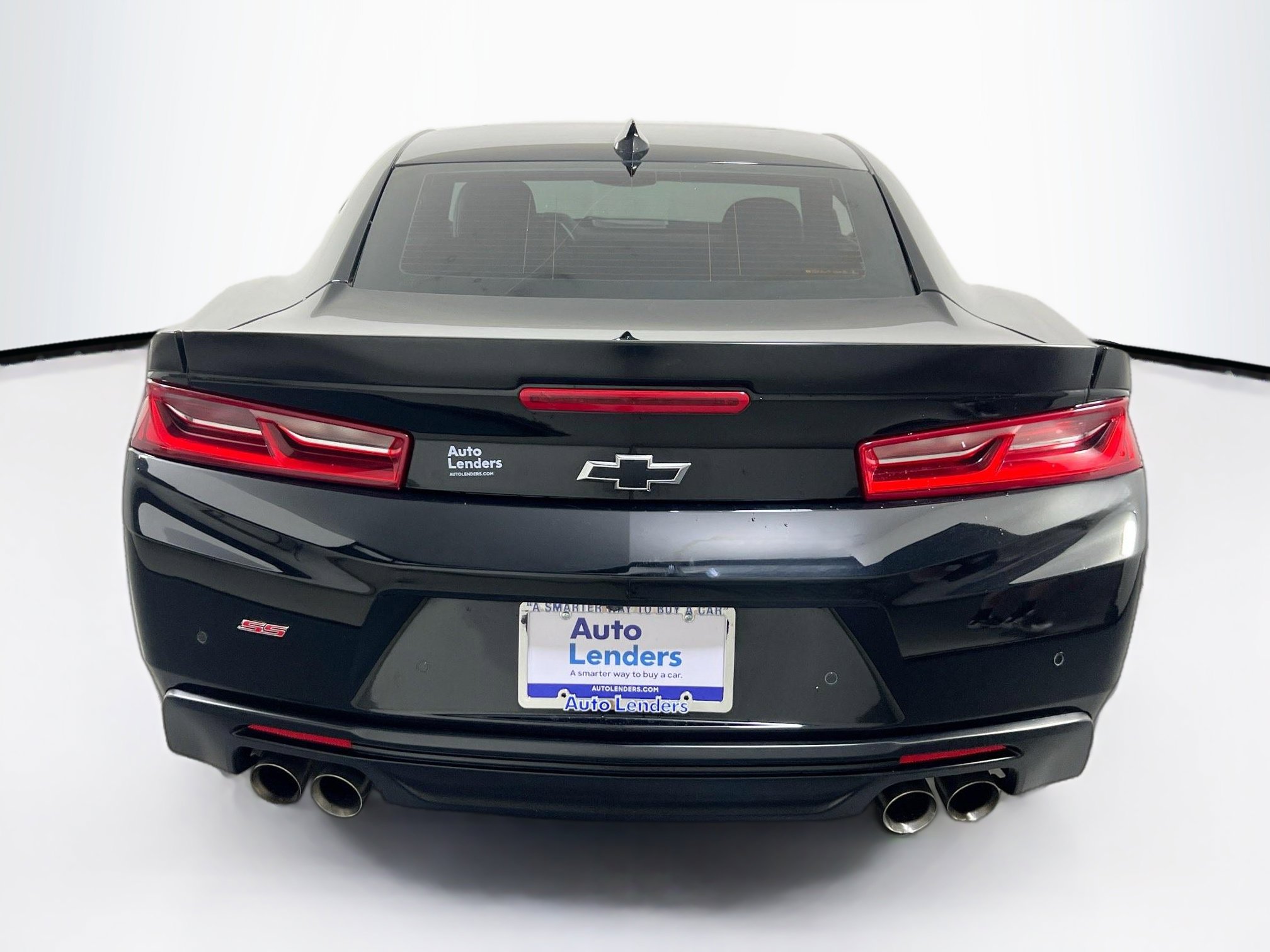 Used 2018 Chevrolet Camaro SS RWD image 6