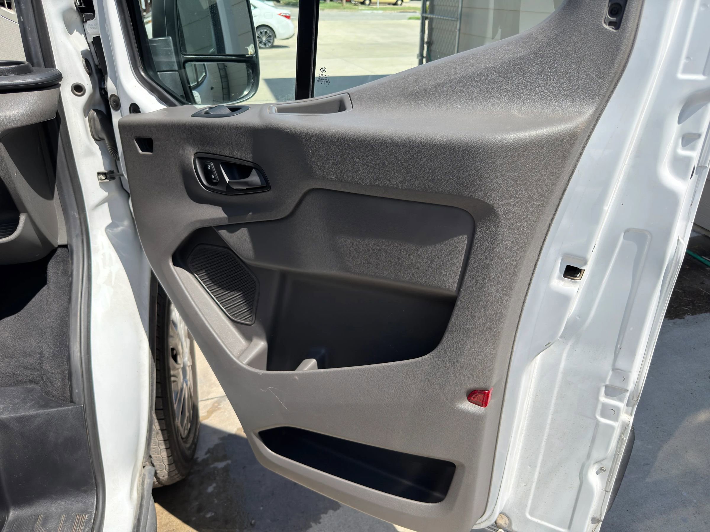 Used 2021 Ford Transit 350 XLT RWD image 27
