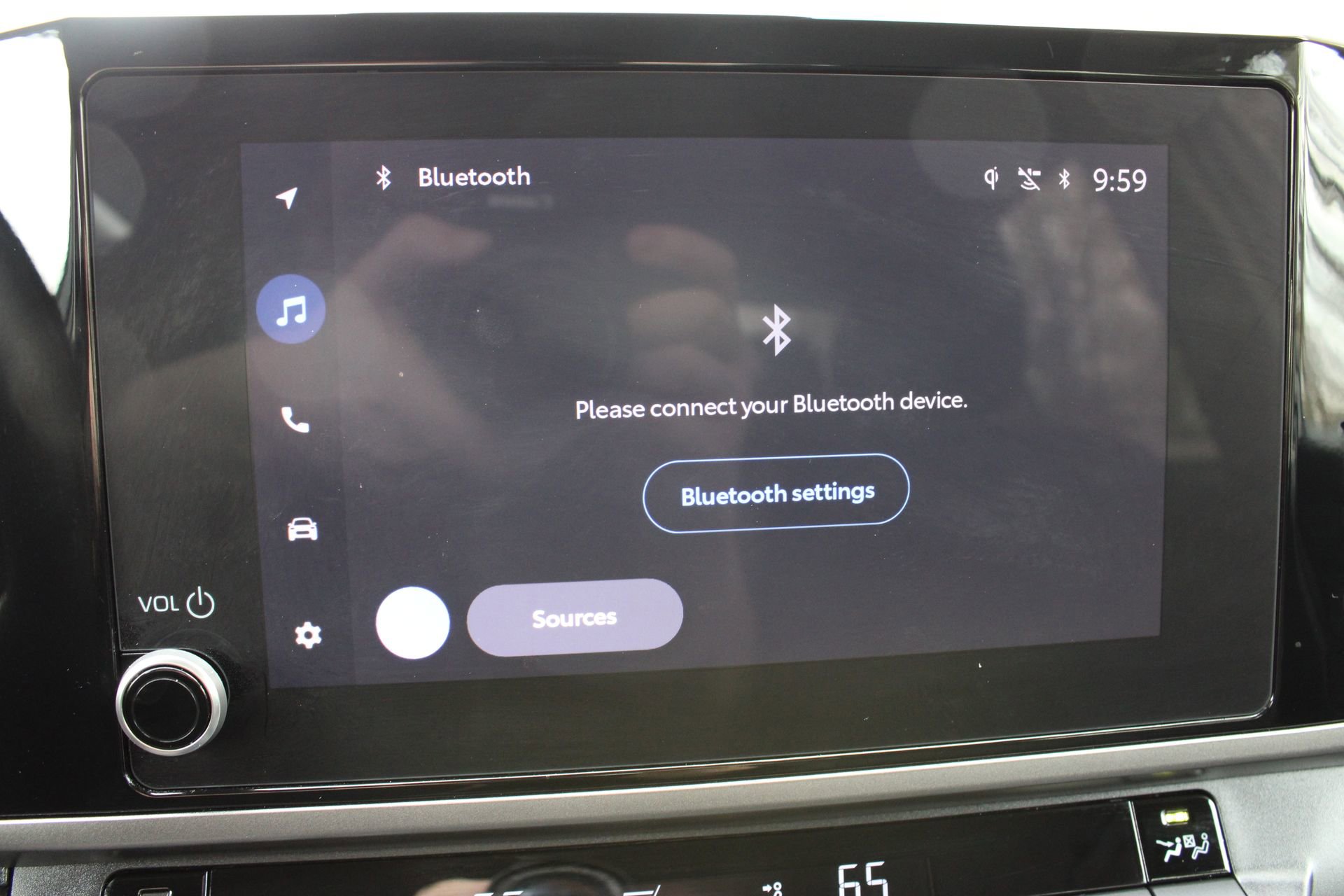 Used 2025 Toyota Camry LE image 31