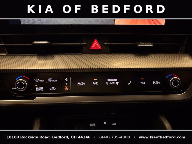 Certified 2025 Kia Sportage SX FWD image 22