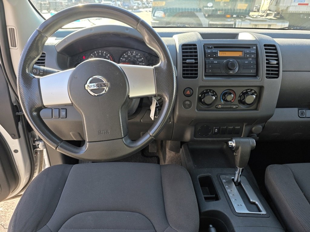 Used 2013 Nissan Frontier S image 16