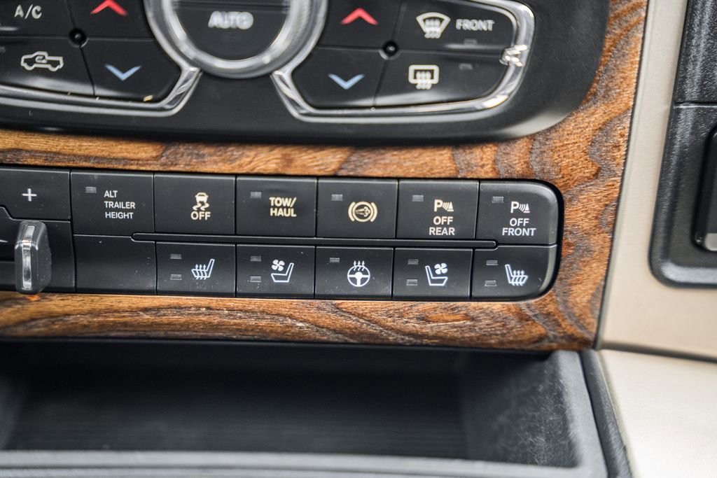 Used 2018 RAM 3500 Laramie Longhorn image 33