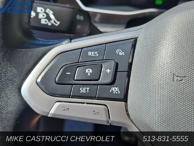 Used 2024 Volkswagen Jetta SE FWD image 13