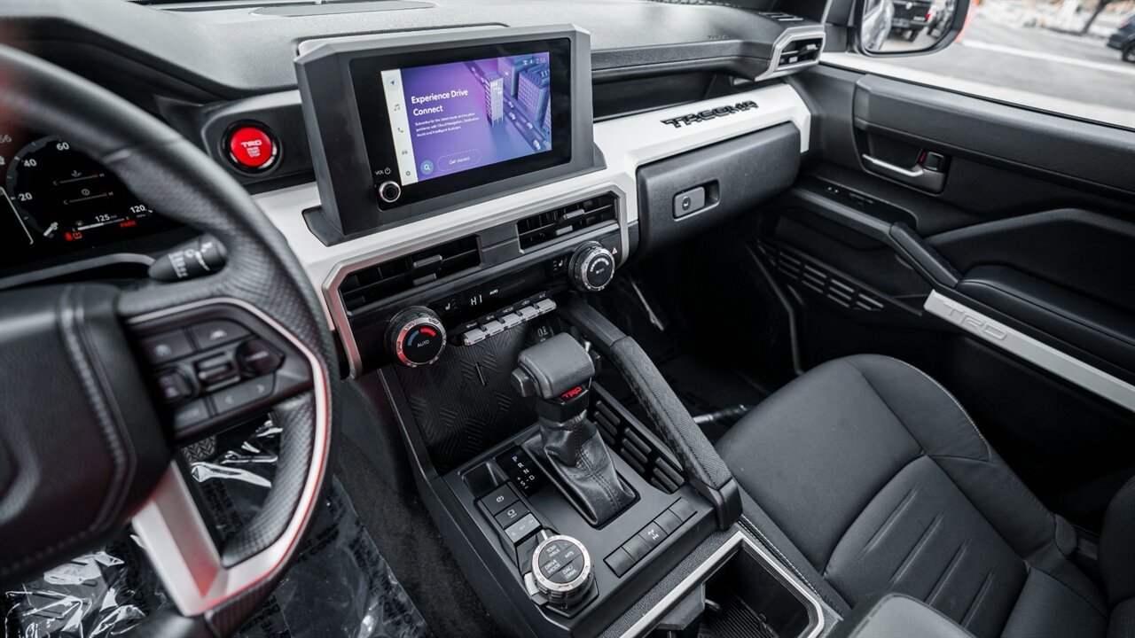 Used 2024 Toyota Tacoma TRD Off-Road image 32