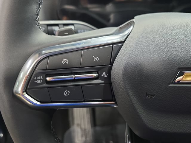 New 2026 Chevrolet Equinox LT w/ Safety and Technology Package AWD/4WD image 17