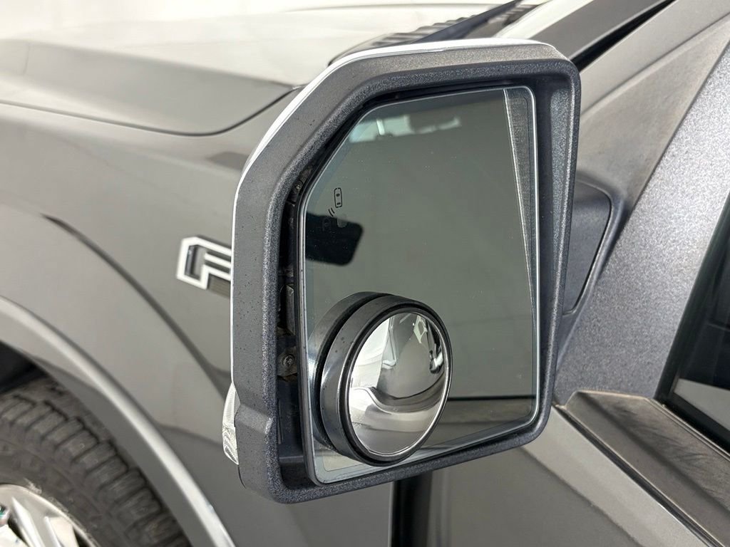 Used 2019 Ford F150 Lariat w/ Equipment Group 502A Luxury AWD/4WD image 13