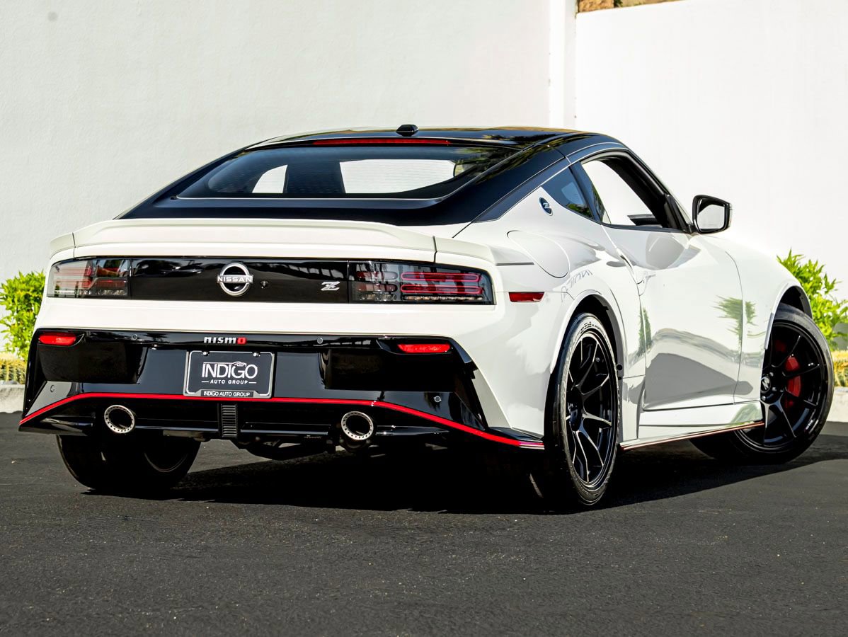Used 2026 Nissan Z NISMO w/ Floor Mat Package RWD image 8