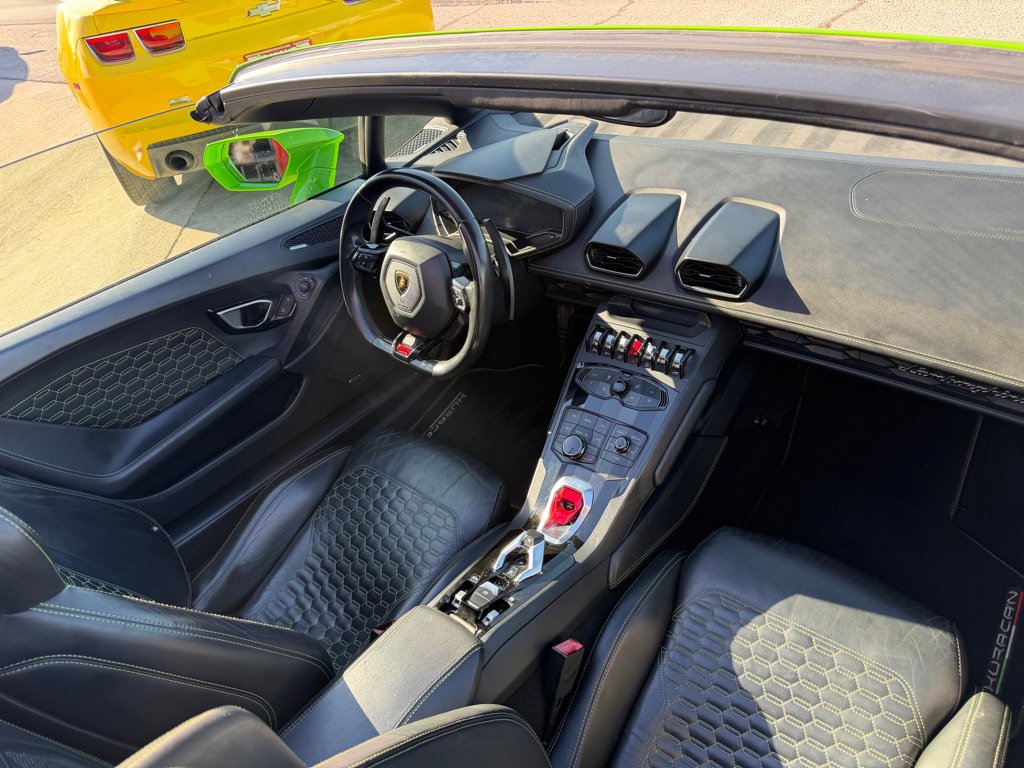 Used 2017 Lamborghini Huracan LP 610-4 image 11