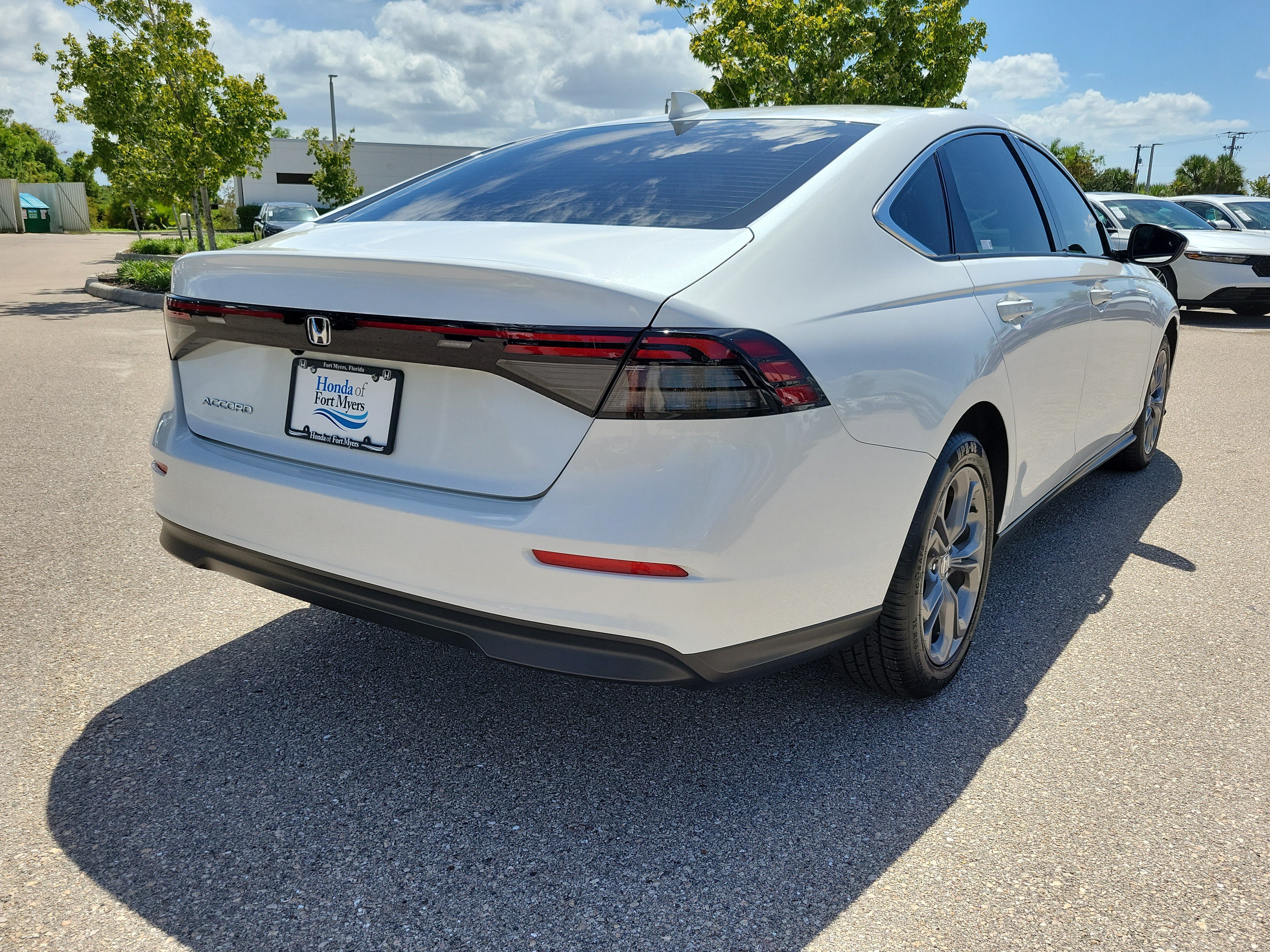 Used 2024 Honda Accord EX image 6