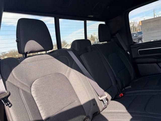 New 2026 RAM 1500 Big Horn AWD/4WD image 30