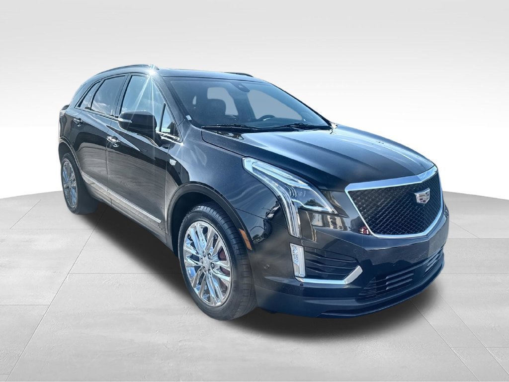 Used 2023 Cadillac XT5 Sportv w/ Technology Package AWD/4WD image 3
