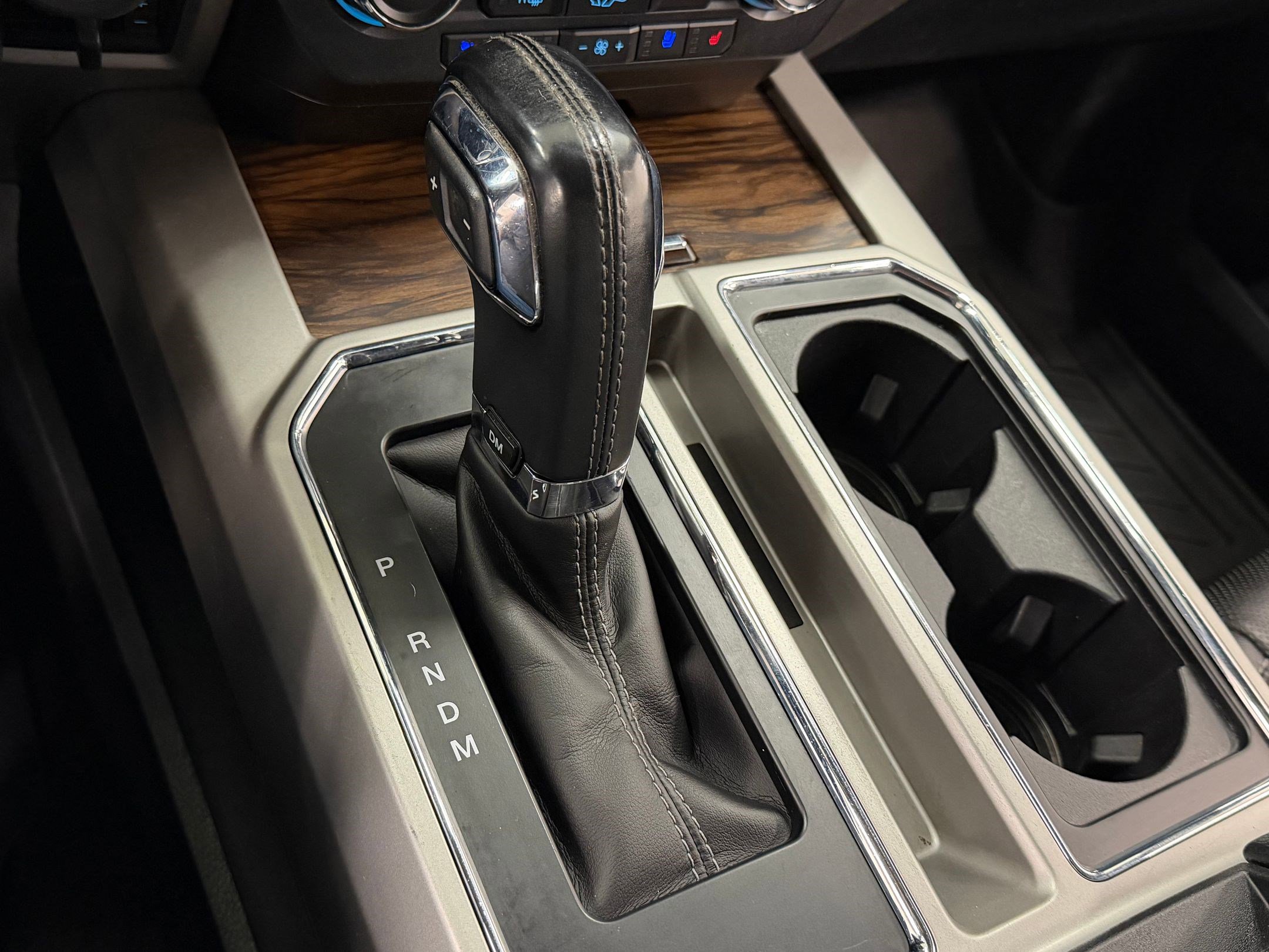 Used 2018 Ford F150 Lariat image 14