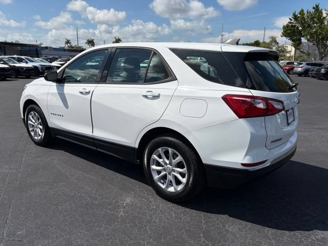 Used 2018 Chevrolet Equinox LS FWD image 4