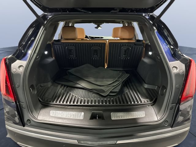 Used 2021 Cadillac XT5 Premium Luxury AWD/4WD image 11