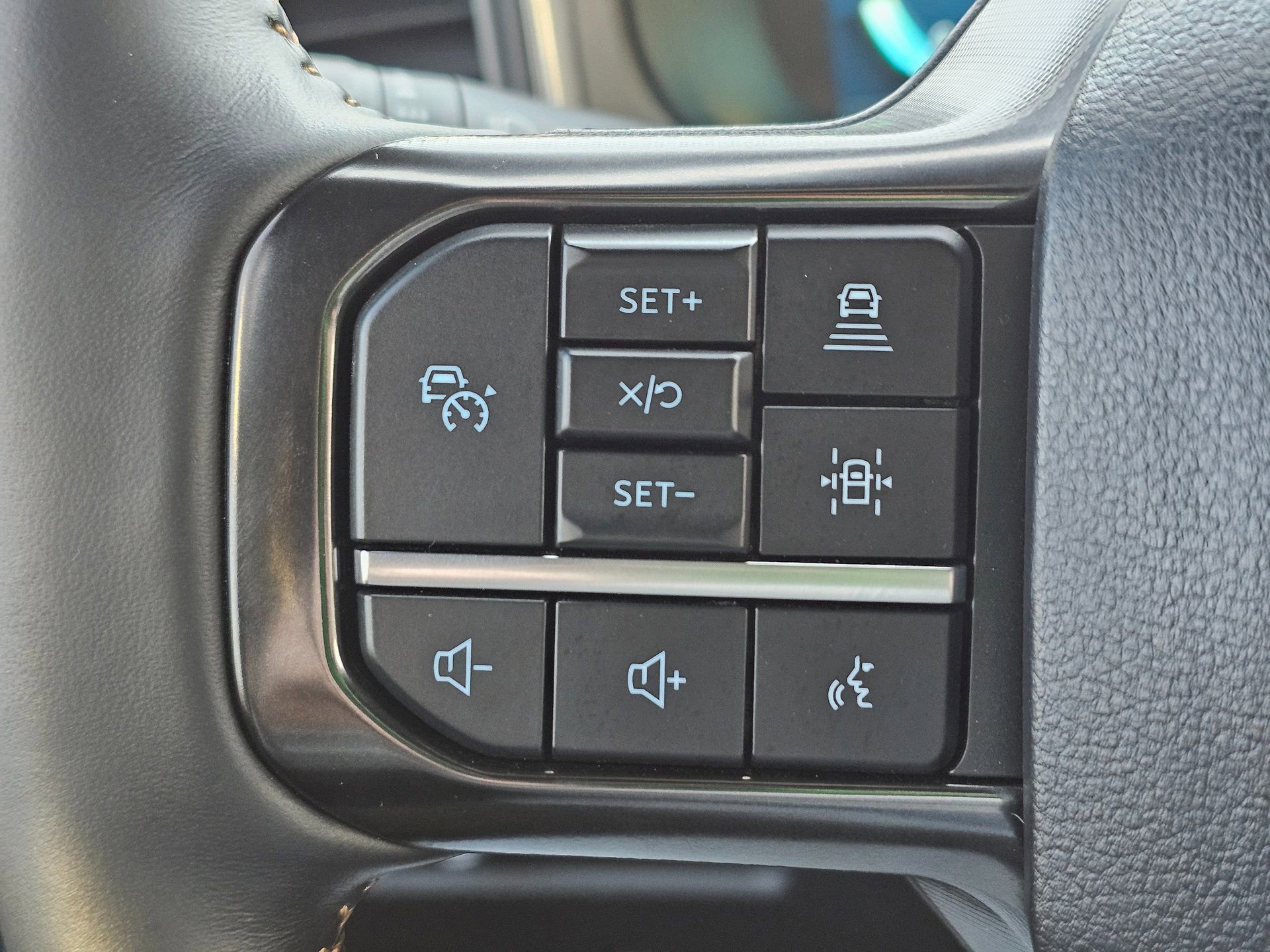 Used 2024 Ford F450 Platinum AWD/4WD image 46