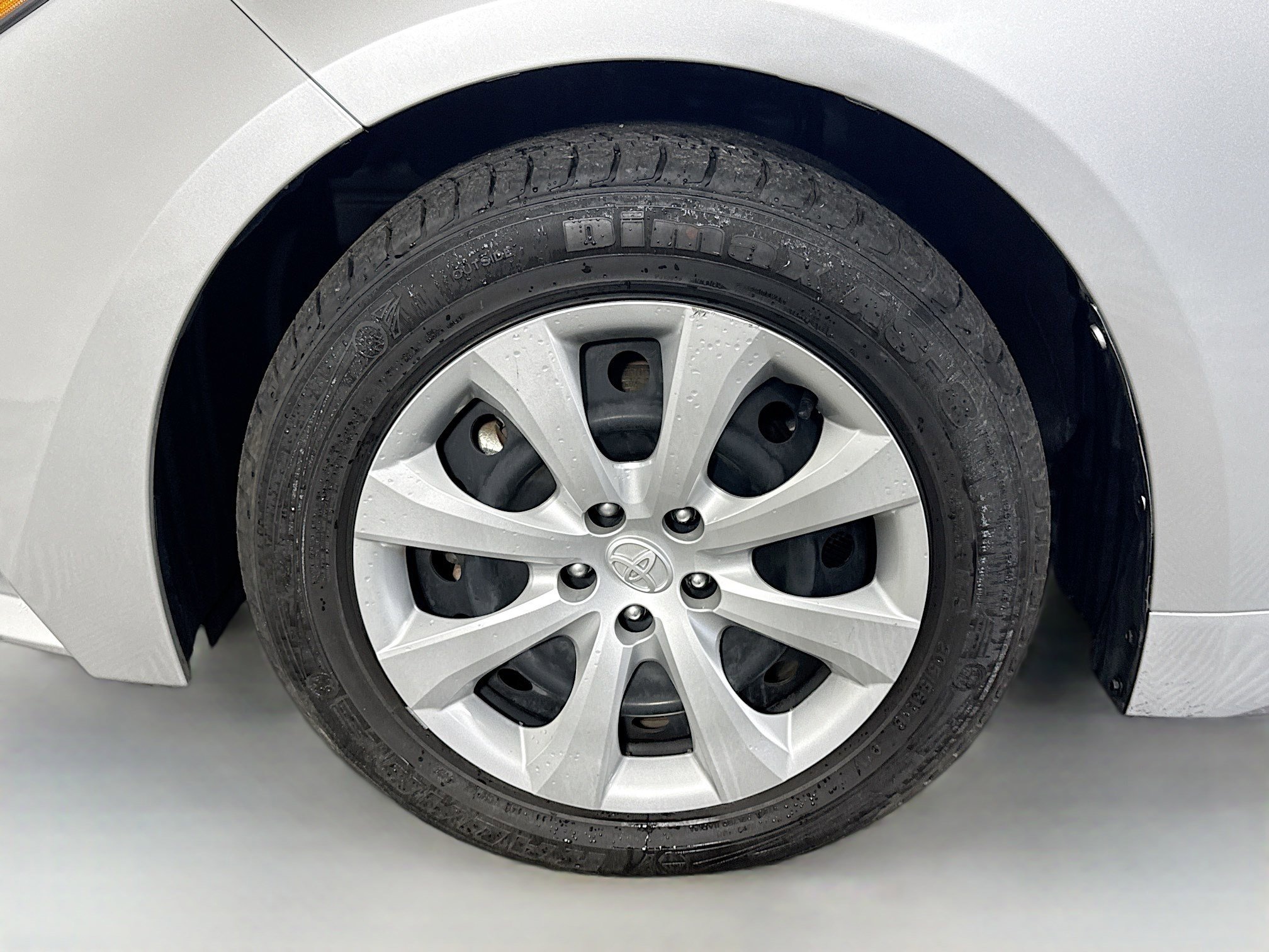 Used 2024 Toyota Corolla LE image 37