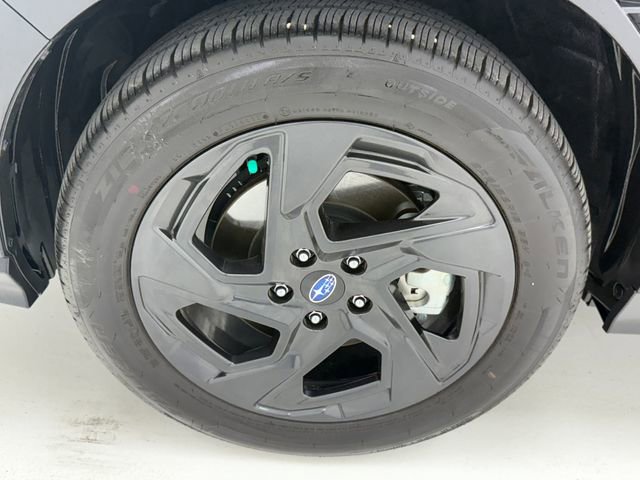 Used 2025 Subaru Crosstrek 2.5i Sport w/ Crosstrek Mirror Package image 6
