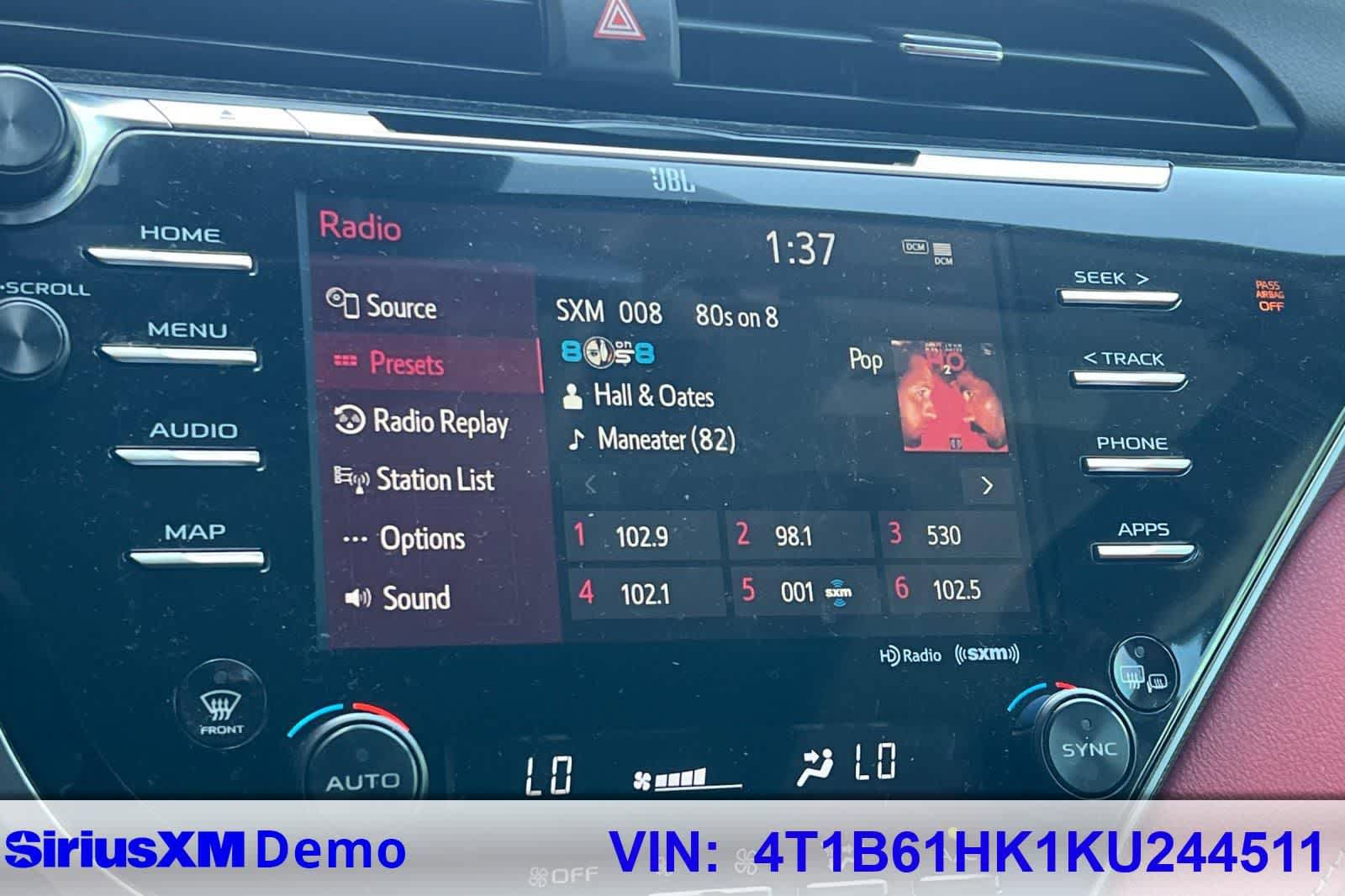 Used 2019 Toyota Camry XSE FWD image 29