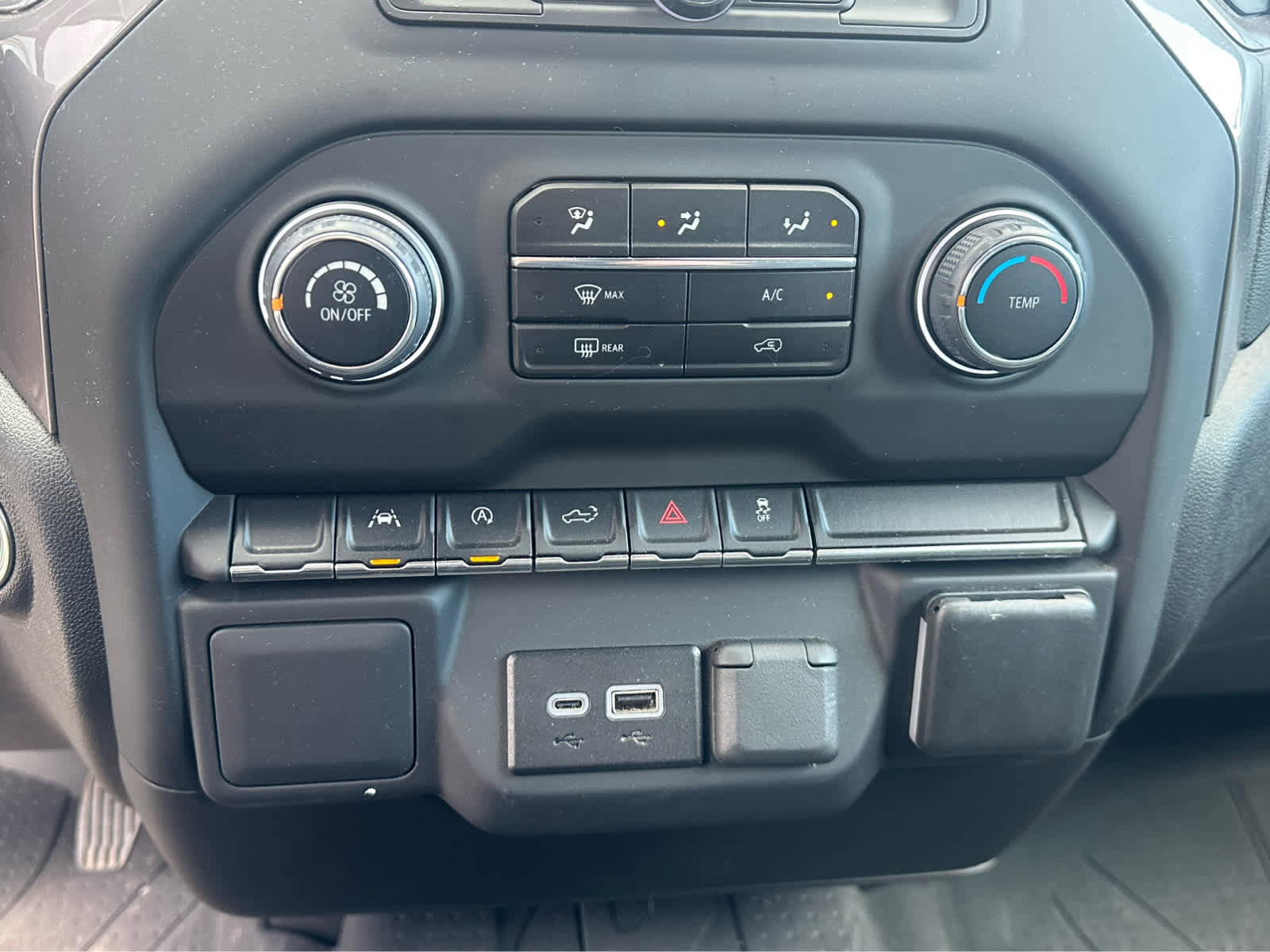 Used 2024 Chevrolet Silverado 1500 Custom w/ LPO, Dark Essentials Package image 15