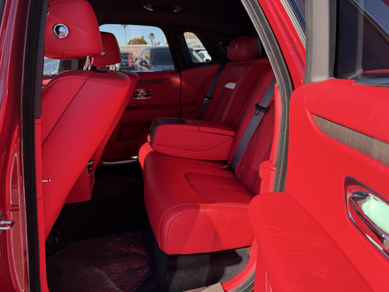 Used 2024 Rolls-Royce Ghost Base AWD 4dr Sedan image 30