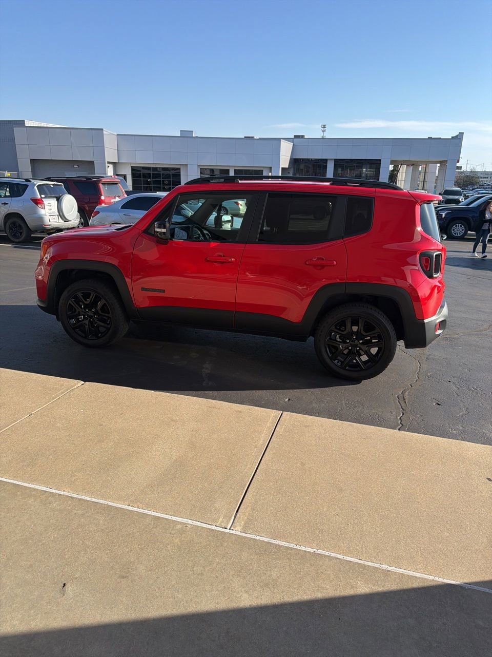 Used 2022 Jeep Renegade Altitude image 9