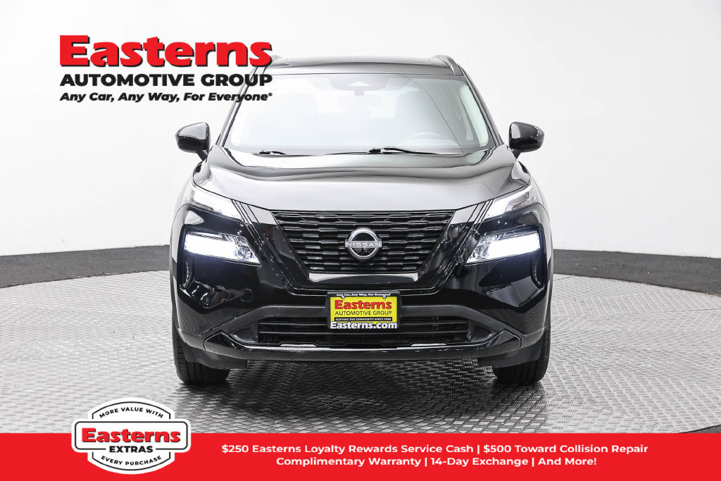 Used 2023 Nissan Rogue SV w/ SV Premium B Package AWD/4WD image 3