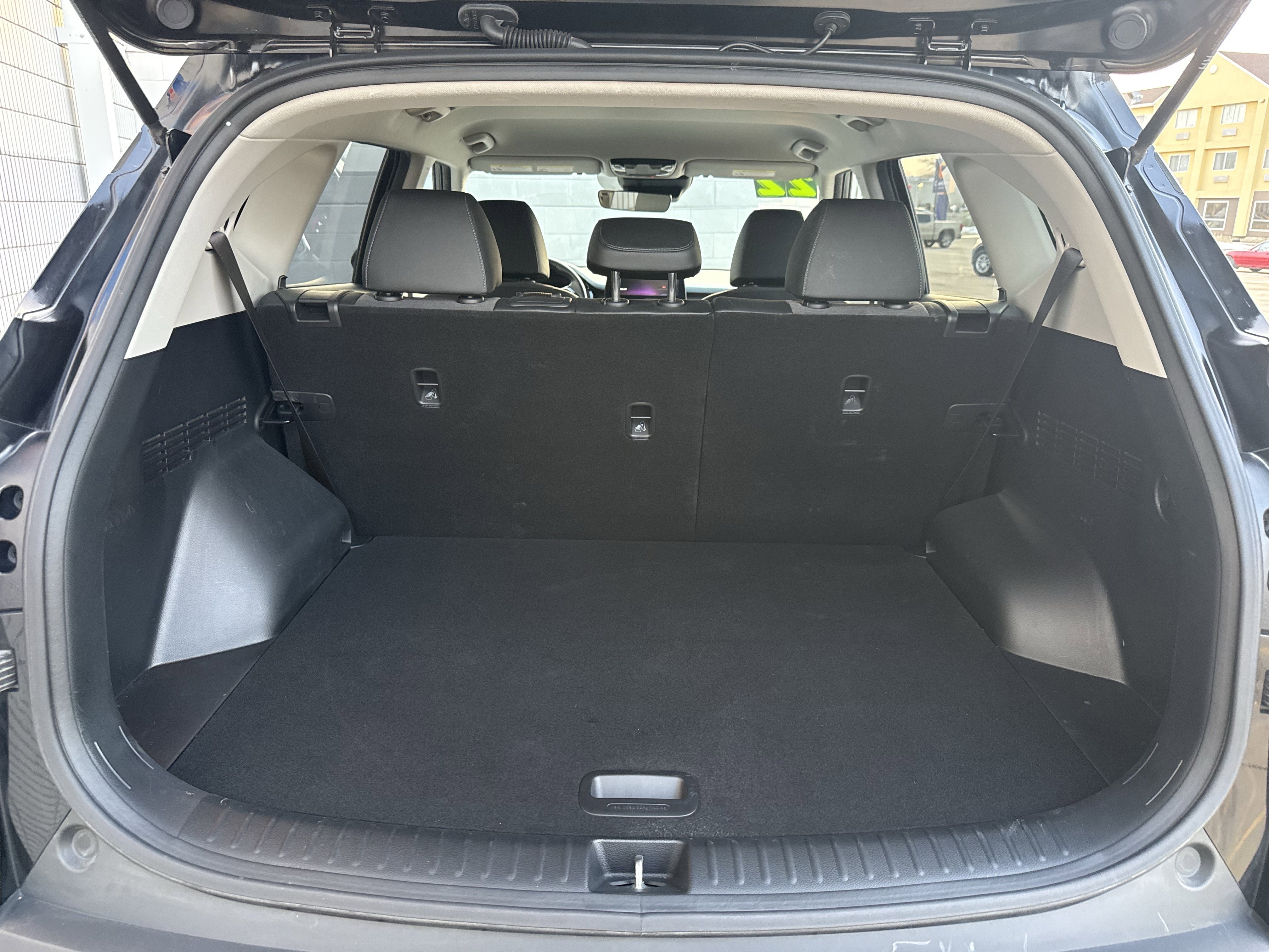 Used 2022 Kia Seltos S image 8