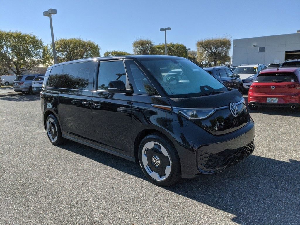 New 2025 Volkswagen ID. Buzz Pro S video 2