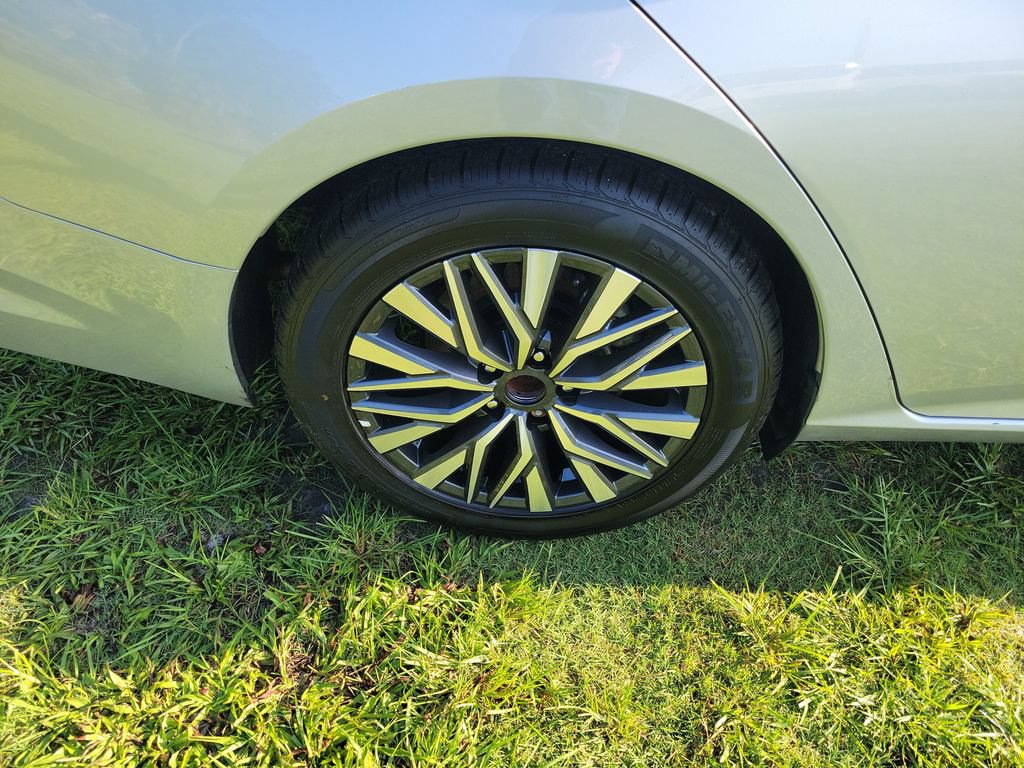 Used 2024 Nissan Altima 2.5 SV FWD image 8
