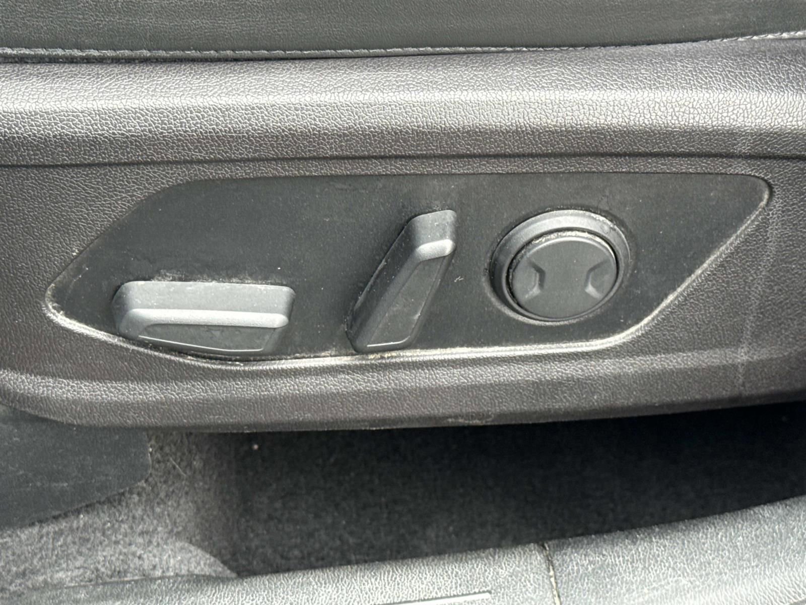 Used 2022 Kia Sorento X-Line EX image 23