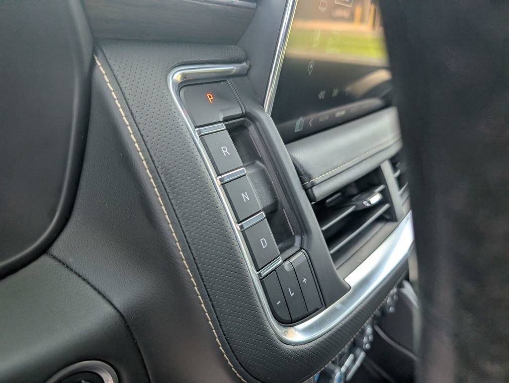 Used 2023 Chevrolet Tahoe Premier RWD image 22